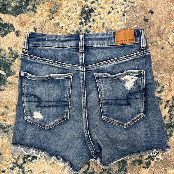 AE American Eagle Distressed Denim Jean high waisted Shorts Dark Blue Womens 6 - Picture 4 of 4